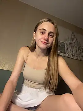 Snapshot of GraceTorrez chatting on November 2, 6:10 pm GraceTorrez online show from November 2, 6:10 pm