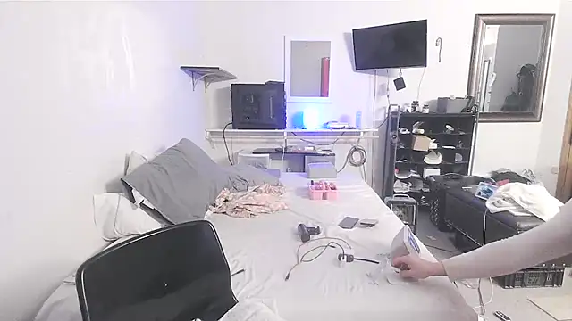 sissytrapdolly24 online show from February 14, 2:54 pm