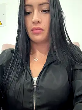 Sara luna  online show from October 29, 12:35 am