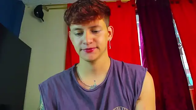 Snapshot of GabyThoms chatting on January 5, 7:06 pm GabyThoms online show from January 5, 7:06 pm