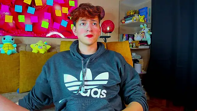 Snapshot of GabyThoms chatting on March 10, 9:31 pm GabyThoms online show from March 10, 9:31 pm