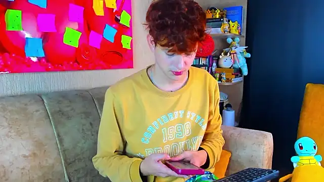 Snapshot of GabyThoms chatting on March 12, 9:10 pm GabyThoms online show from March 12, 9:10 pm