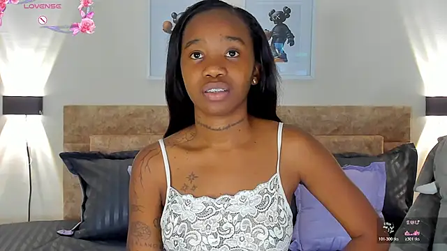 Rihana hot01 online show from May 3, 3:01 am