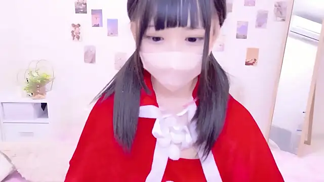 Snapshot of x-naru-x chatting on December 1, 8:41 am x-naru-x online show from December 1, 8:41 am