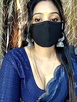 Snapshot of Monalisha_G chatting on March 7, 10:34 am Monalisha G online show from March 7, 10:34 am