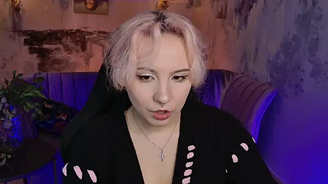 Snapshot of JasmineMilko chatting on February 11, 5:05 am JasmineMilko online show from February 11, 5:05 am