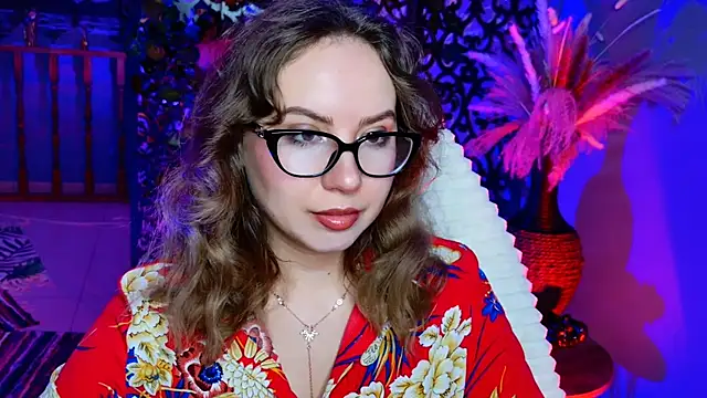 Snapshot of JasmineMilko chatting on June 16, 5:10 am JasmineMilko online show from June 16, 5:10 am