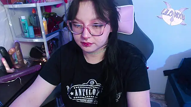 LiloMoon69 online show from January 25, 3:40 am