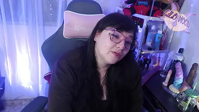 LiloMoon69 online show from February 24, 7:00 am