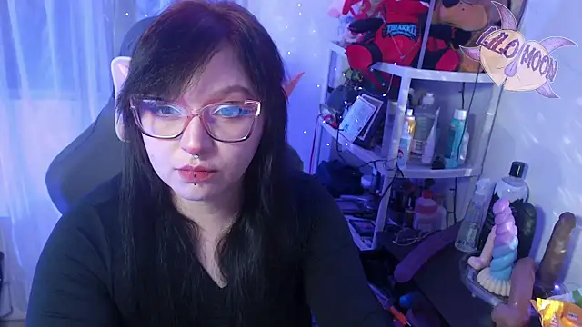 LiloMoon69 online show from February 27, 4:20 am