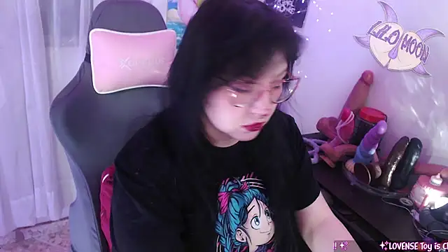 LiloMoon69 online show from June 5, 6:42 am