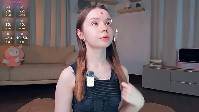 Snapshot of DominikaElis chatting on May 4, 7:43 pm DominikaElis online show from May 4, 7:43 pm