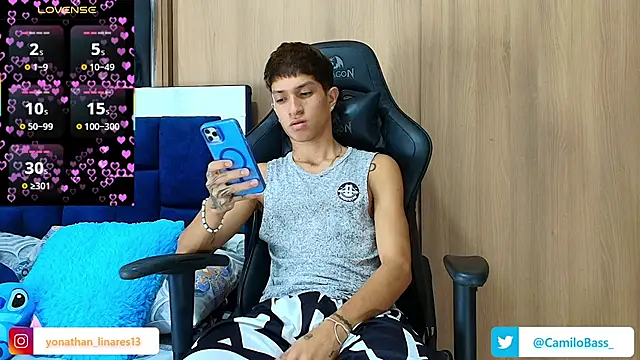  CamiloBass online show from November 15, 12:08 am