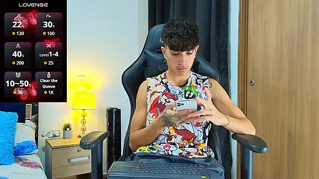  CamiloBass online show from May 23, 1:11 am