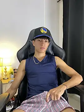  CamiloBass online show from July 12, 9:50 pm
