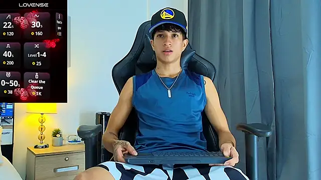  CamiloBass online show from August 8, 1:19 am
