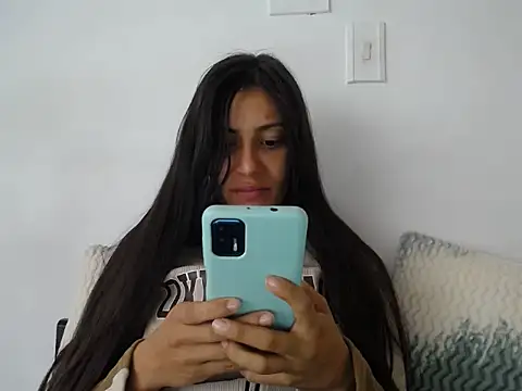 Snapshot of aleja_2024 chatting on September 18, 5:48 pm aleja 2024 online show from September 18, 5:48 pm