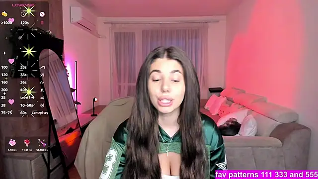 Snapshot of GabrielaLove_ chatting on July 14, 2:05 am GabrielaLove online show from July 14, 2:05 am