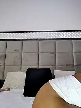 OliviaBurning online show from February 21, 1:44 am