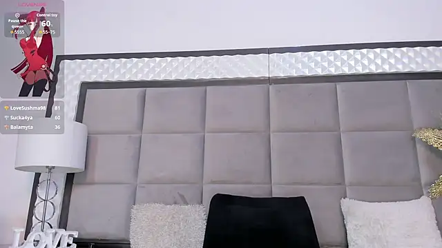 OliviaBurning online show from September 12, 11:04 pm