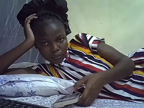 pretty vivy online show from January 12, 4:42 am