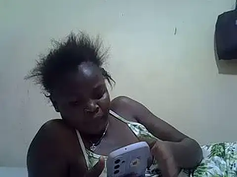 pretty vivy online show from February 18, 4:37 pm