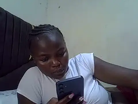 pretty vivy online show from March 6, 3:56 pm