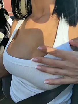 Penelopehot 83 online show from November 3, 1:45 pm