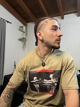 Valentino Xander online show from November 15, 11:43 pm