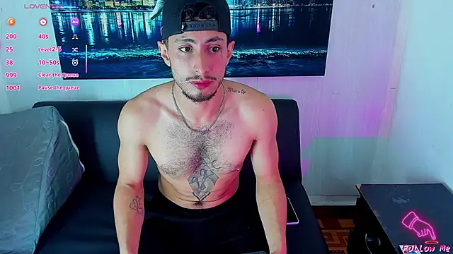 Piggy Eddy online show from September 29, 1:00 am