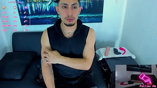 Piggy Eddy online show from October 11, 11:25 pm