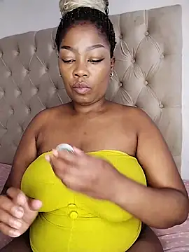 bigbootyboohle online show from July 17, 10:11 am