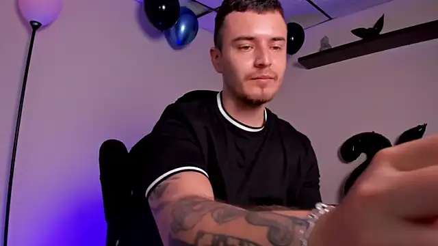 james connor2 online show from November 24, 7:02 pm