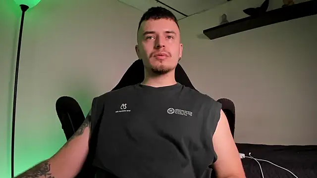 james connor2 online show from February 5, 7:07 pm