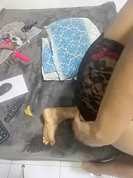 Snapshot of NethuQueen chatting on February 22, 7:34 am NethuQueen online show from February 22, 7:34 am