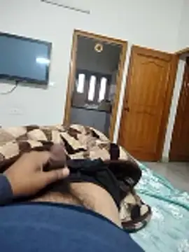 Snapshot of shree7776trrr chatting on January 9, 8:50 am shree7776trrr online show from January 9, 8:50 am