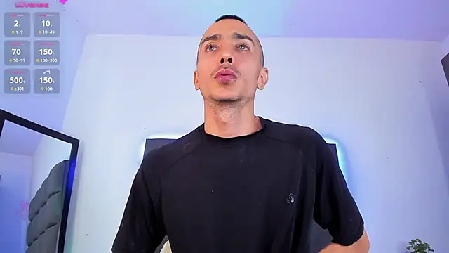 steven hott8 online show from February 9, 6:26 pm