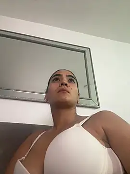 Snapshot of NatyFerrer_ chatting on July 7, 12:13 am NatyFerrer online show from July 7, 12:13 am