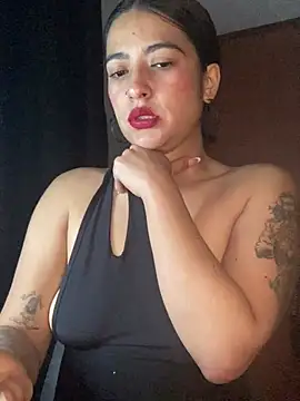 Snapshot of Cleopatracute_ chatting on December 15, 3:45 am Cleopatracute online show from December 15, 3:45 am
