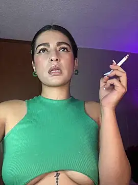 Snapshot of Cleopatracute_ chatting on December 19, 10:42 pm Cleopatracute online show from December 19, 10:42 pm