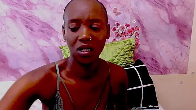 EbonyOlive69 online show from February 12, 5:19 pm