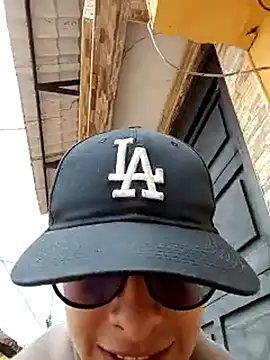 Snapshot of Cuervo_maniaco chatting on March 2, 4:42 pm Cuervo maniaco online show from March 2, 4:42 pm