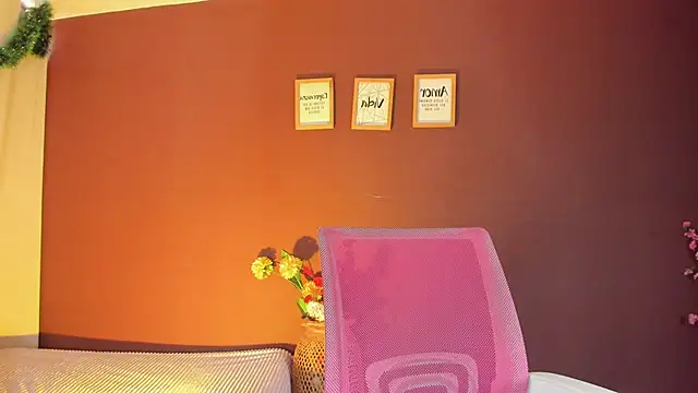 wini fer online show from November 27, 2:08 pm