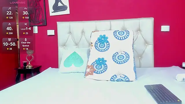 Snapshot of _angeline_love chatting on May 22, 4:30 am angeline love online show from May 22, 4:30 am
