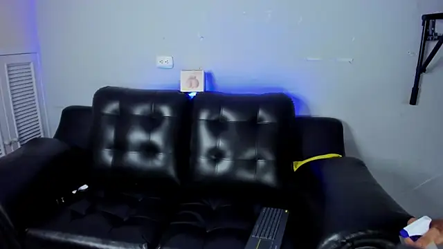 Rob saenz  online show from January 17, 6:33 pm