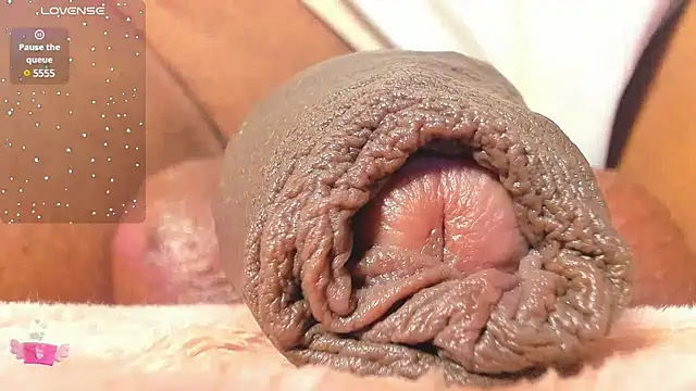 CharlotteLauren online show from February 25, 11:11 pm