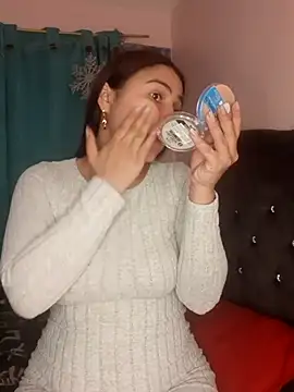 Snapshot of Nahiara_velez chatting on January 10, 9:42 pm Nahiara velez online show from January 10, 9:42 pm