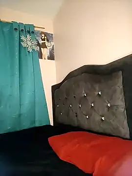 Snapshot of Nahiara_velez chatting on February 9, 10:43 pm Nahiara velez online show from February 9, 10:43 pm