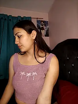 Snapshot of Nahiara_velez chatting on February 16, 5:04 am Nahiara velez online show from February 16, 5:04 am