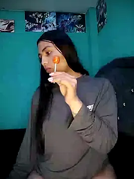 Snapshot of Nahiara_velez chatting on February 21, 7:48 pm Nahiara velez online show from February 21, 7:48 pm